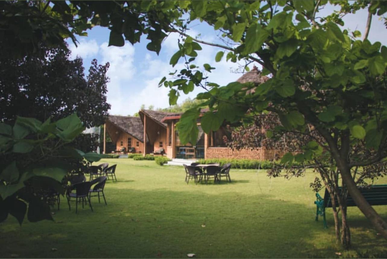 Glenville Forest & 4* Dehradun