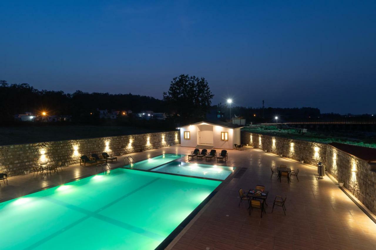 Hotel Glenville Forest & Dehradun